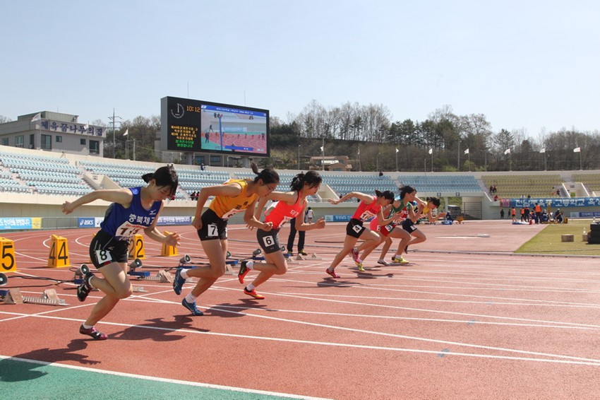 1.제44회 춘계 전국 중․고 육상경기대회 겸 제3회 전국 초등학교 육상경기대회 개막